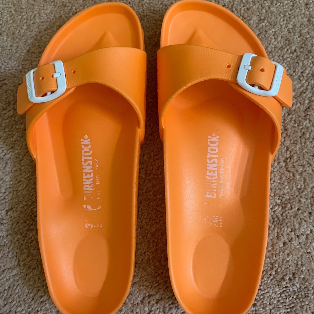 Women's Orange Rubber Birkenstocks 8.5 Pre-Owned
